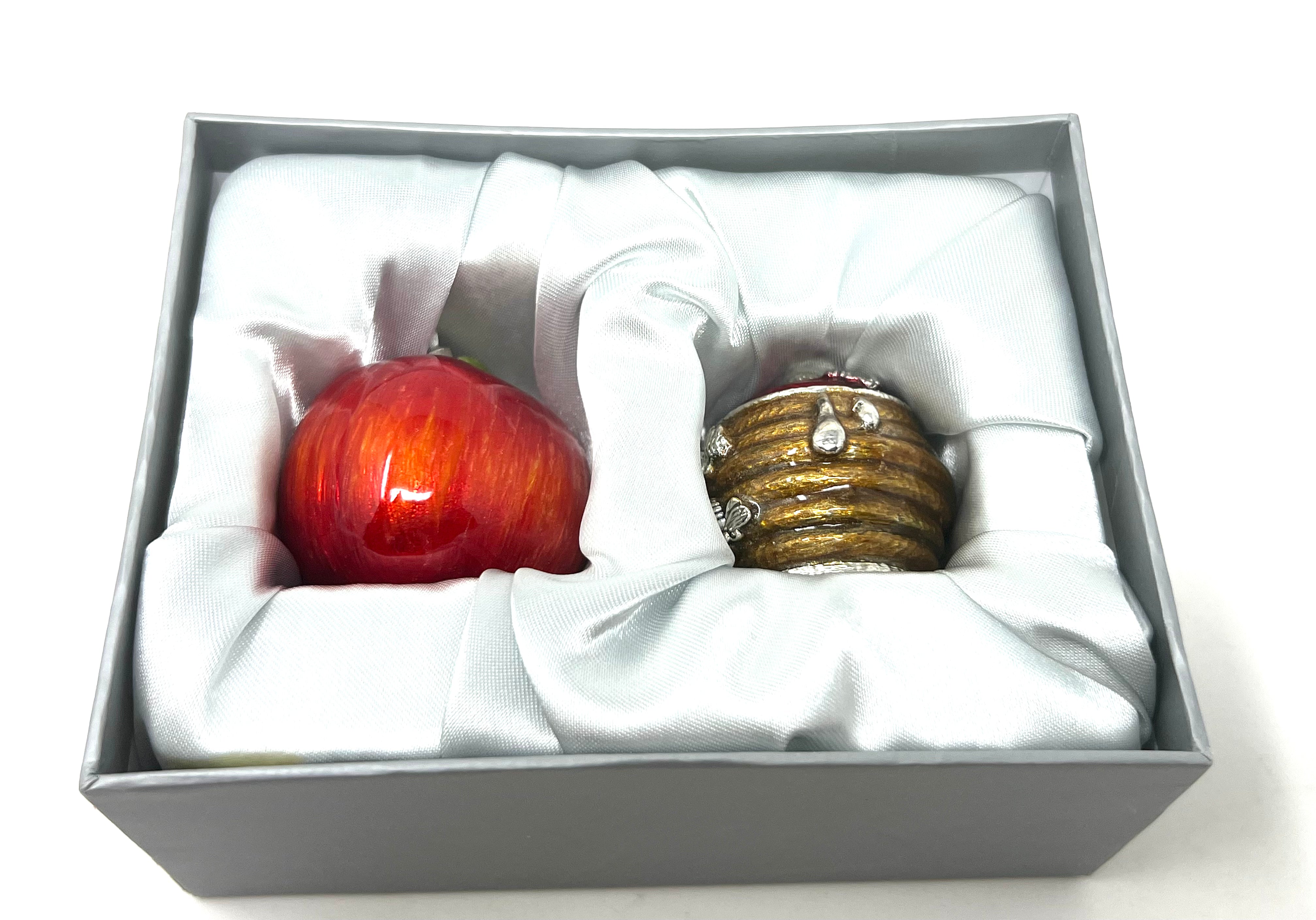 Apple and Beehive Salt and Pepper