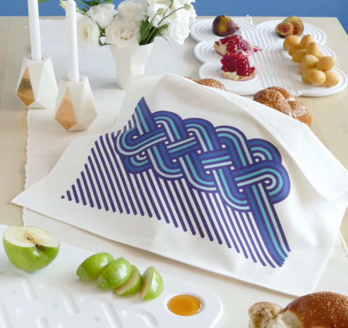 Op Art Challah Cover-Shades of Blue