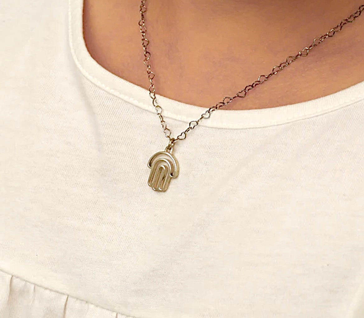 Silver Hamsa Pendant with Heart Shaped Chain